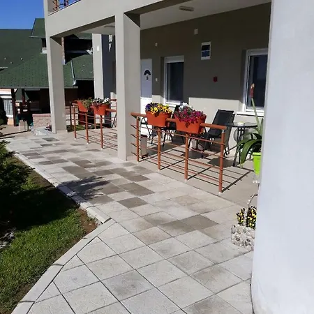 Simica Cose Apartment Vrdnik