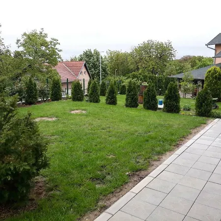 Simica Cose Апартаменты Врдник