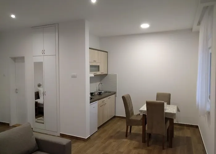 Simica Cose Daire Vrdnik