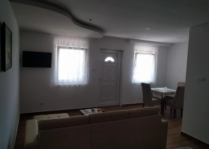 Simica Cose Daire Vrdnik