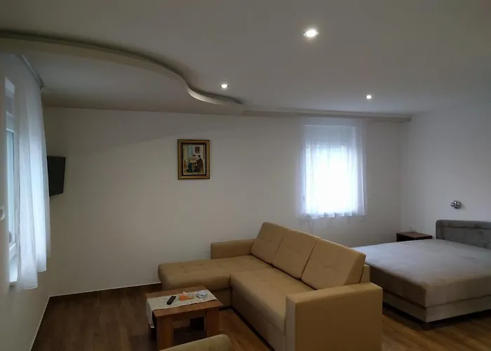 Daire Simica Cose Vrdnik